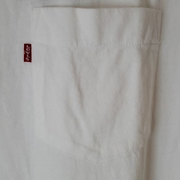 NWT - Levi's Classic Pocket Slub T-Shirt - Picture 3 of 8